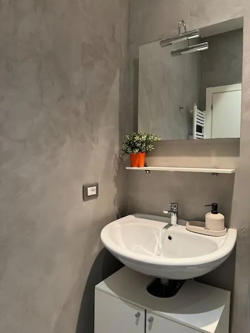 Apartment Monolocale Monteverdi Florence